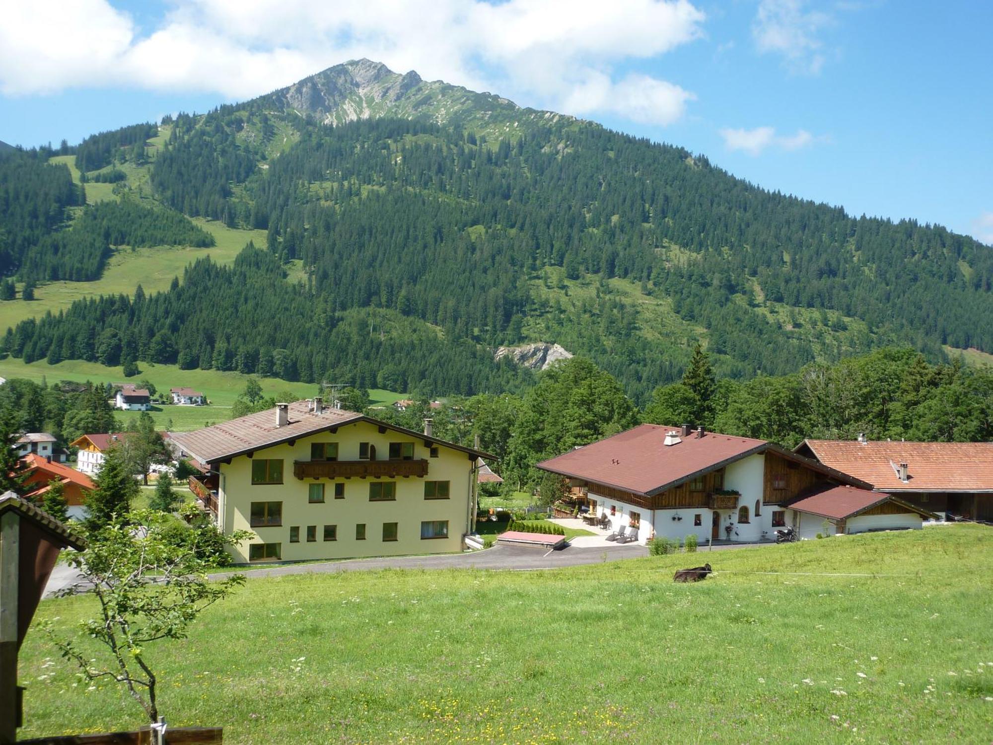 Auf Der Sonnenseite Apartamento Schattwald Exterior foto