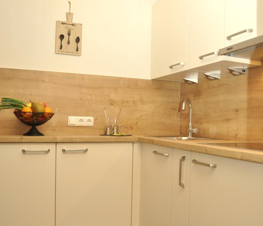 Auf Der Sonnenseite Apartamento Schattwald Quarto foto